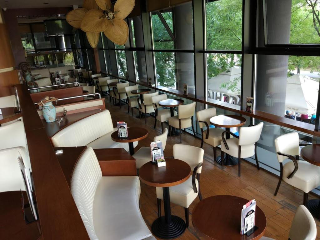 Spacious Studio Park City نوفي ساد المظهر الخارجي الصورة